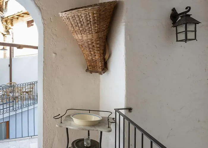 Dal Picasass House